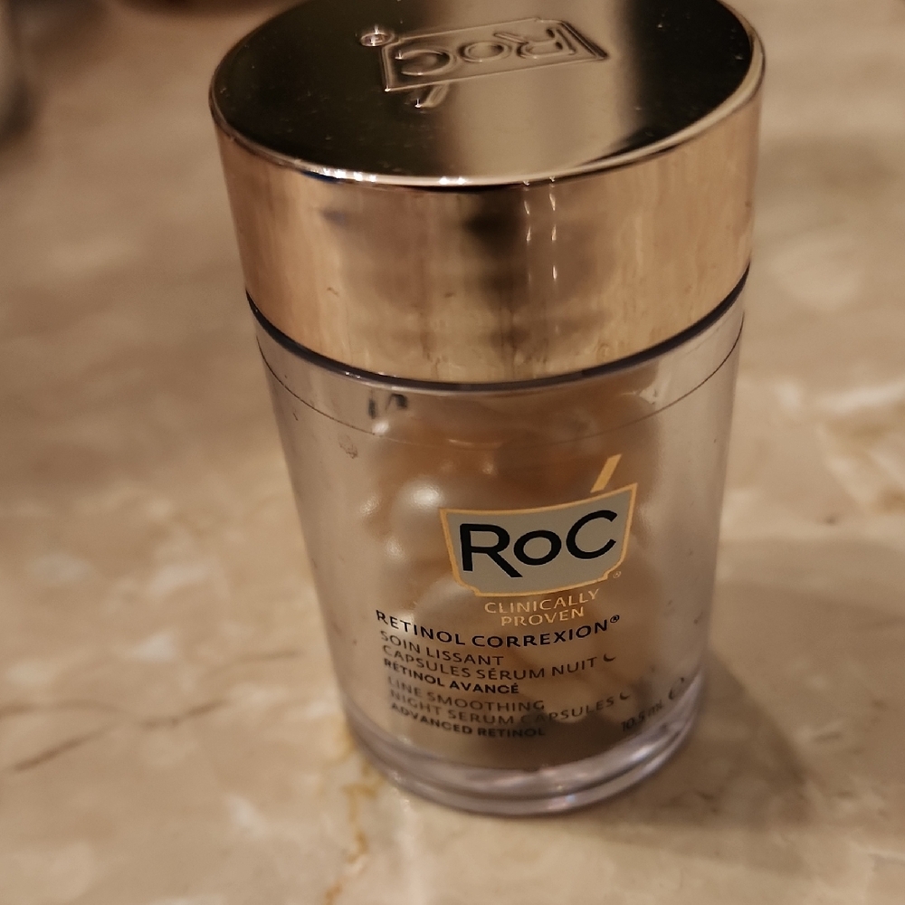 Retinol Correxion Line Smoothing Night Serum Capsules